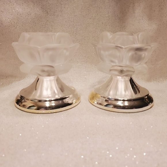 𝅺vintage Set Of 2 William Adams Frosted Rose Candle Holders - Picture 1 of 2